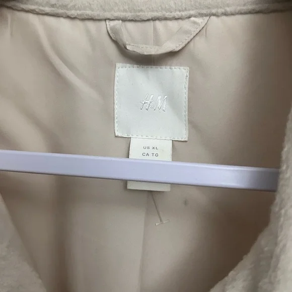 H&M Cream Button-Up Jacket - Picture 6 of 9